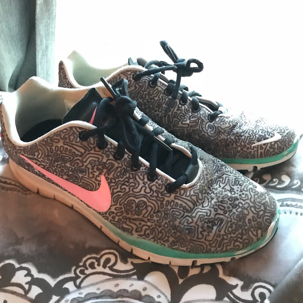 Nike women’s shoes